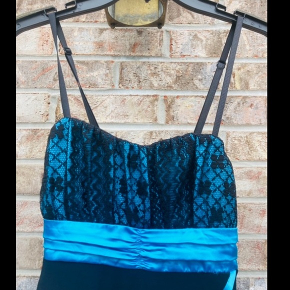 Y2K Goth Emo Punk Black and Blue Lace Ruffle Tiered Prom Formal Mini Dress - Picture 4 of 5